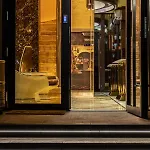 Hidden Bank: Diamonds 아파트