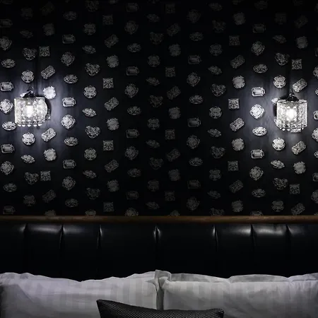 Apartament Hidden Bank: Diamonds