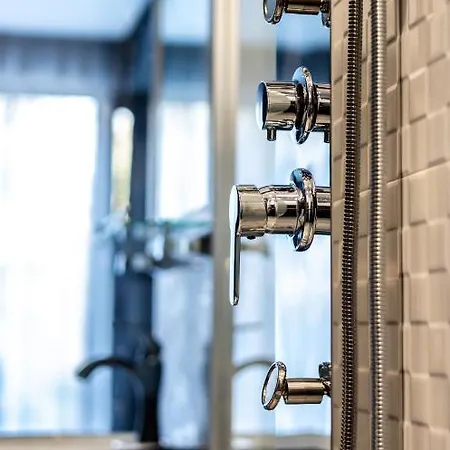 Hidden Bank: Diamonds Apartament *